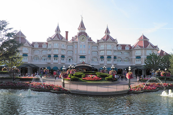 Celebra la Navidad en Disneyland París