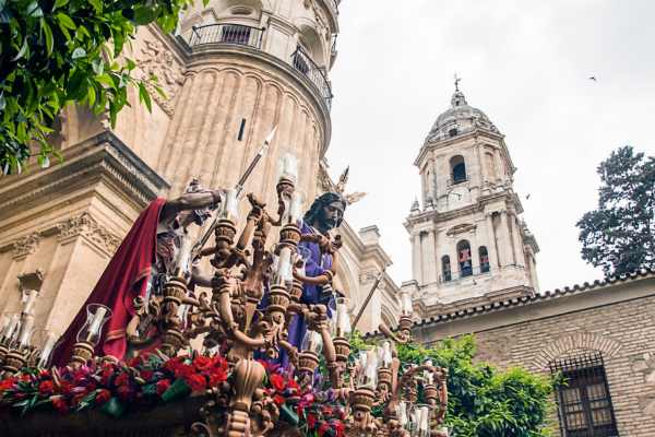 Semana Santa en España: Las mejores procesiones que no te puedes perder